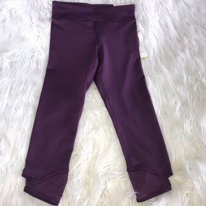 NWT Girls Sport Capris